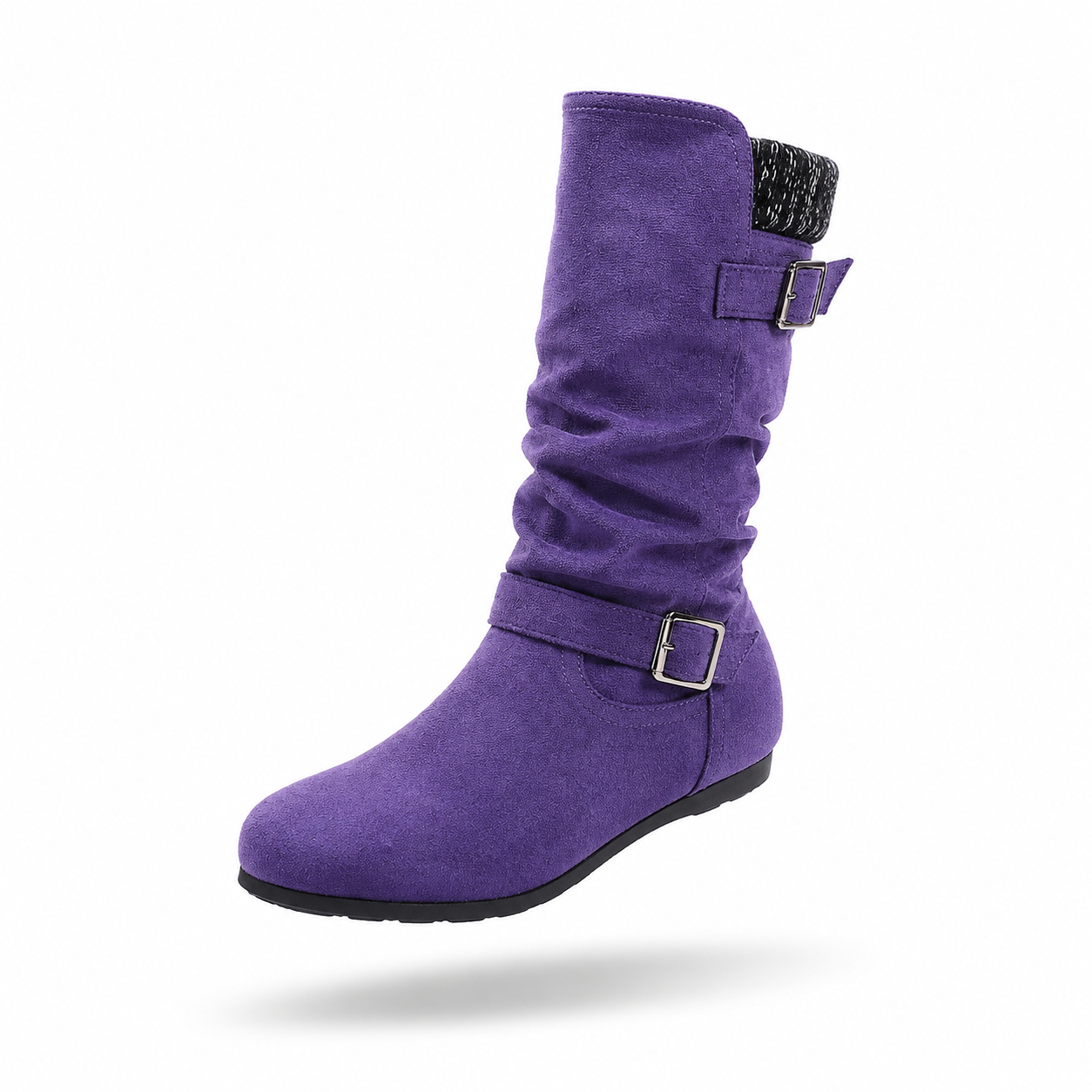 Bottes plissées grande taille transfrontalières, nouvelles bottes d'hiver de style européen et américain en daim pour femme, bottes à bout rond et semelle plate, bottes mi-mollet à enfiler, vente en gros.