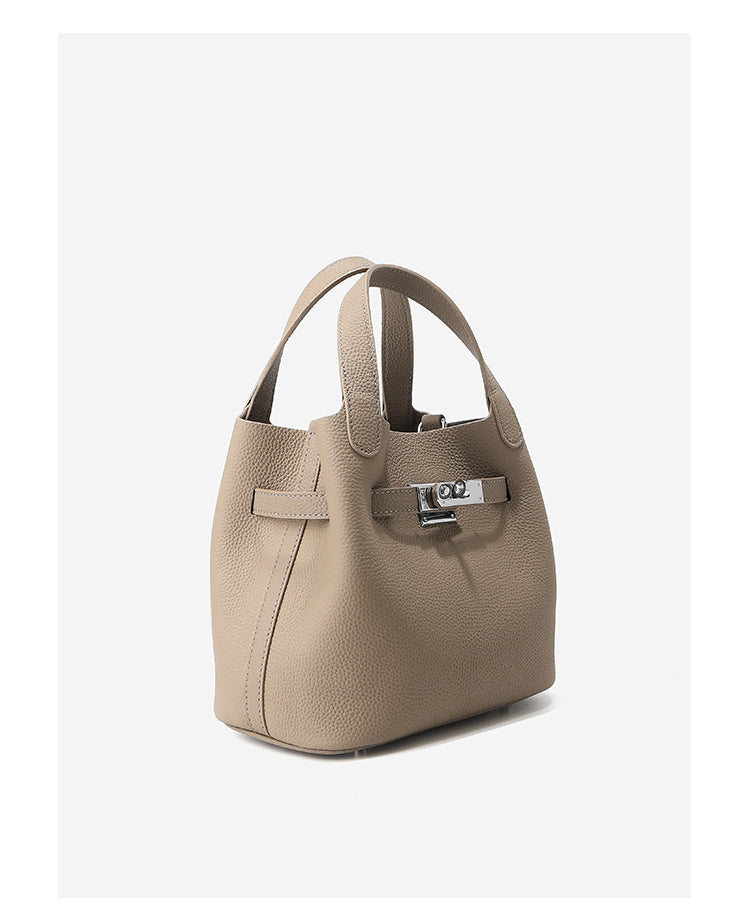 Elara Bucket – Bolsa em Couro Genuíno