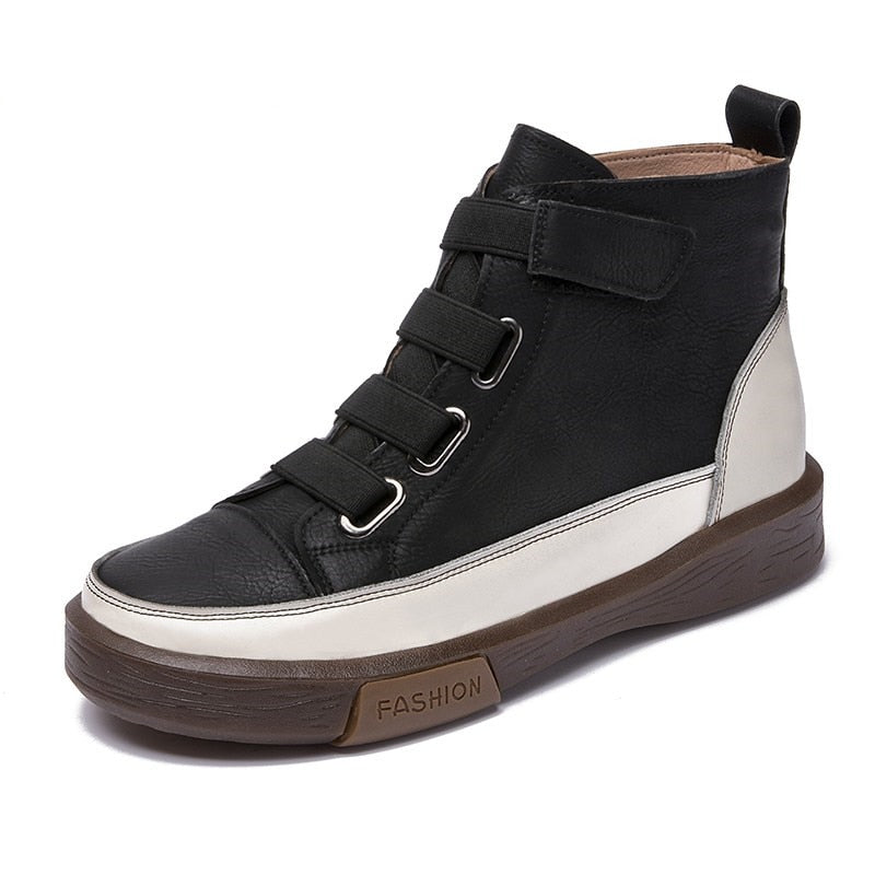 Bota em Couro Ref: MOSL25 Número: 42 COR PRETO