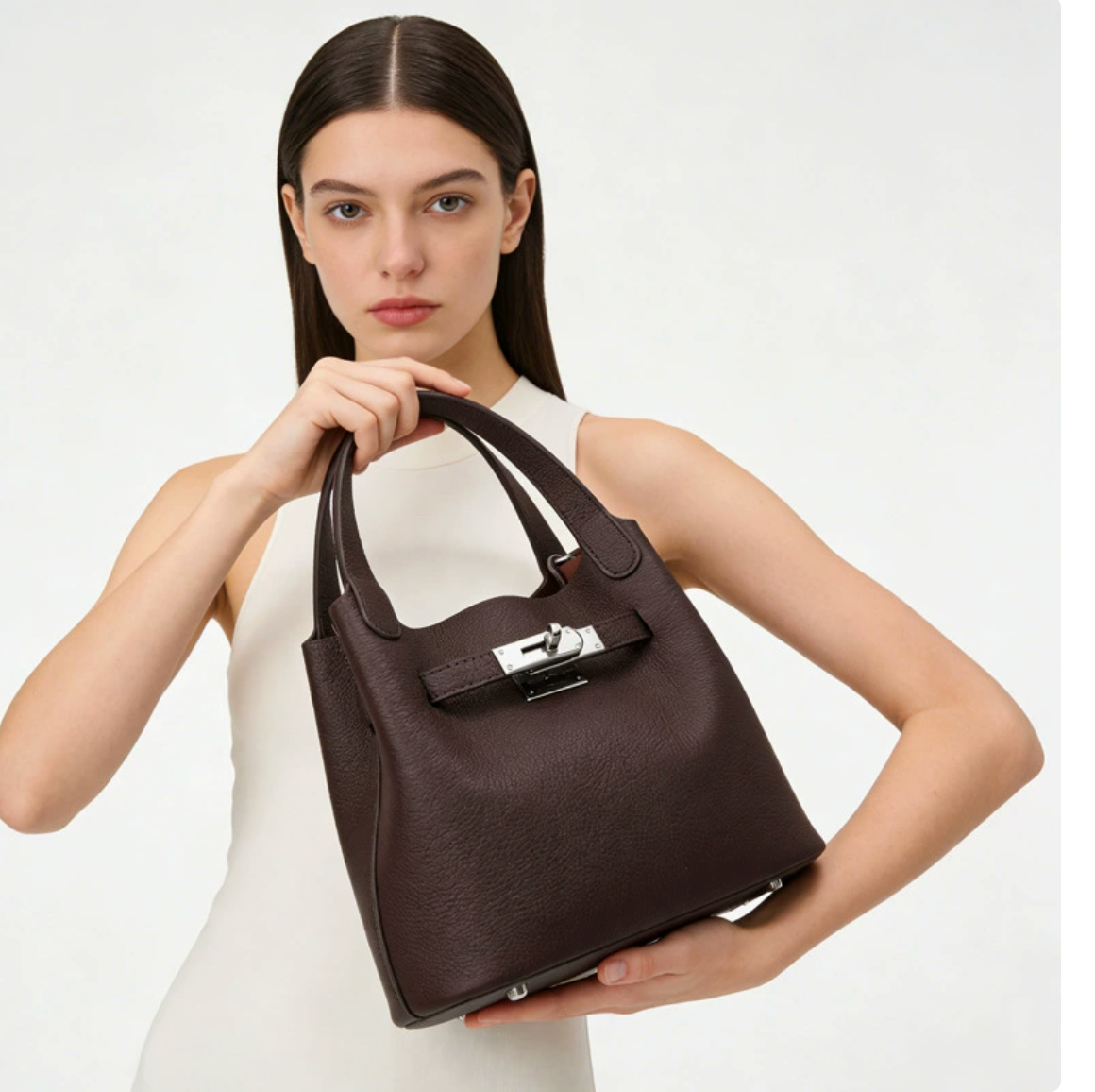 Elara Bucket – Bolsa em Couro Genuíno