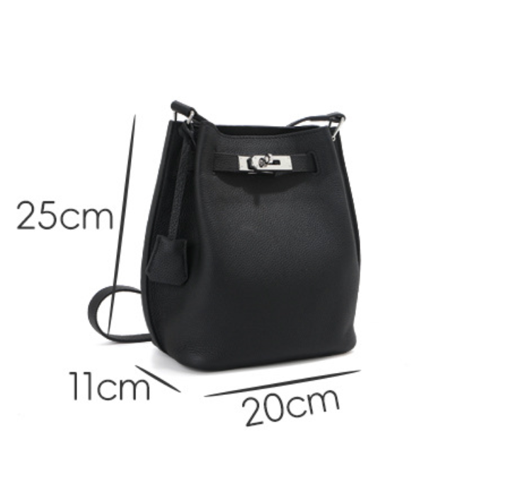 Noa Bucket – Bolsa em Couro Togo