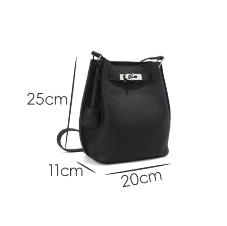 Noa Bucket – Bolsa em Couro Togo