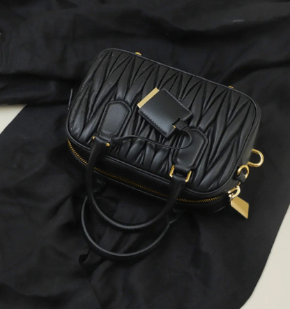 Aria Matelassé Mini – Bolsa em Couro Genuíno