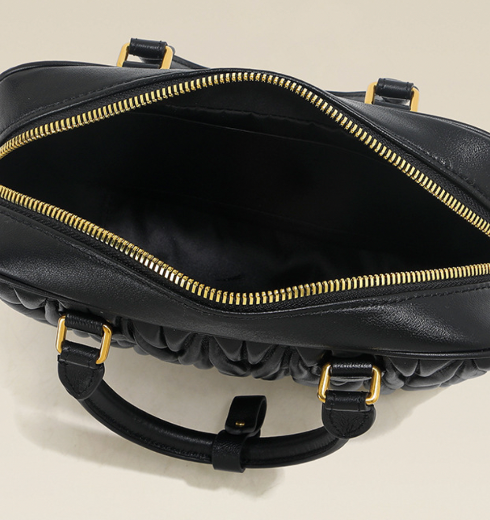 Aria Matelassé Mini – Bolsa em Couro Genuíno