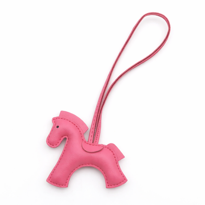 Porte-clés cheval en cuir PU pour femme, tendance, multicolore, en forme de cheval, accessoire pour clés de voiture ou sac à main, bijou cadeau