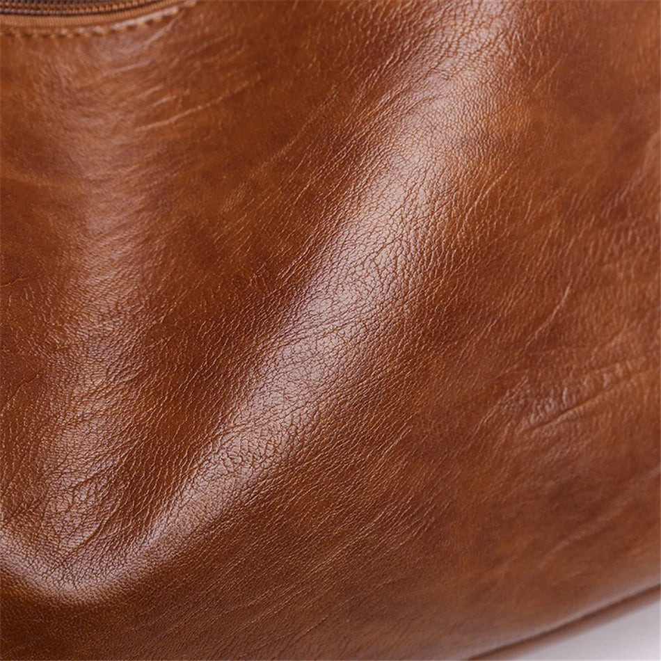 Vera Vintage – Bolsa Hobo Elegante