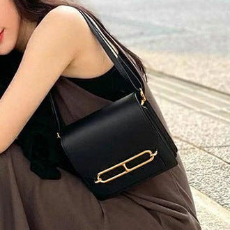 Ava Mini – Bolsa Crossbody em Couro Genuíno