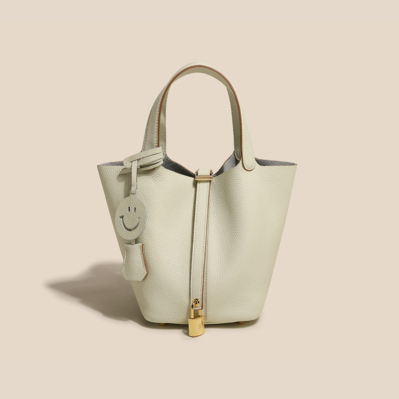 Sac seau Camille en cuir de vachette pleine fleur