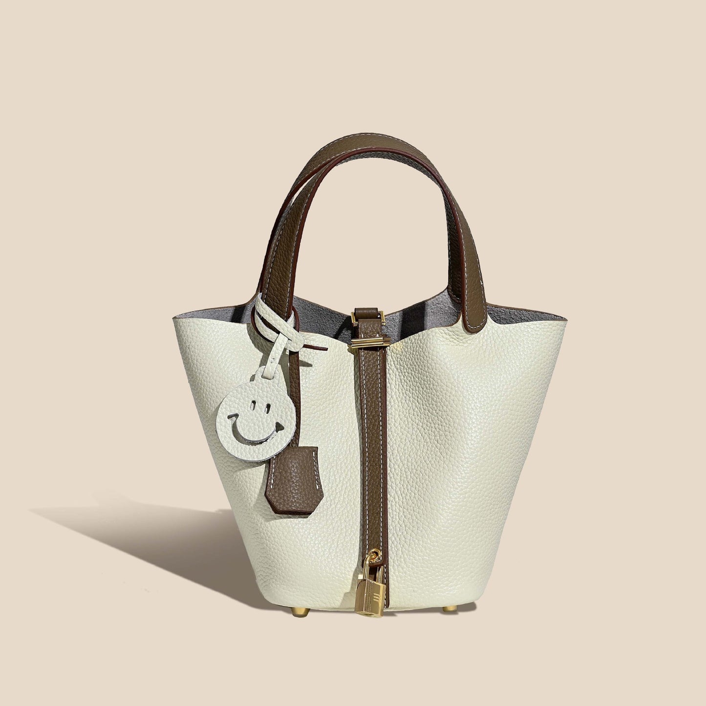 Sac seau Camille en cuir de vachette pleine fleur