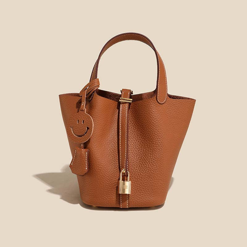 Sac seau Camille en cuir de vachette pleine fleur
