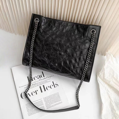 Valmont Hobo – Bolsa em Couro Genuíno