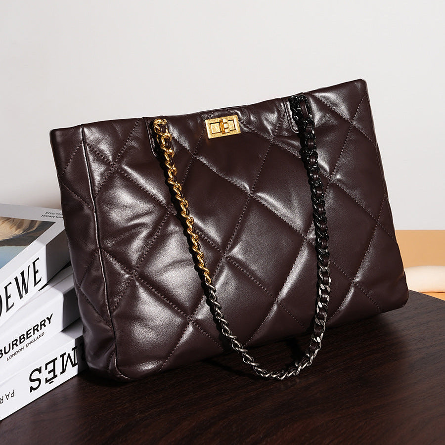 Aurora Chain Tote – Bolsa em Couro Genuíno
