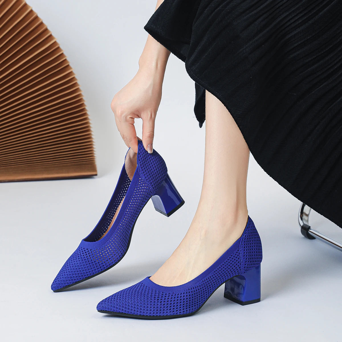 Victoria Pump - Sapato de Salto Médio muito Elegante e Confortável