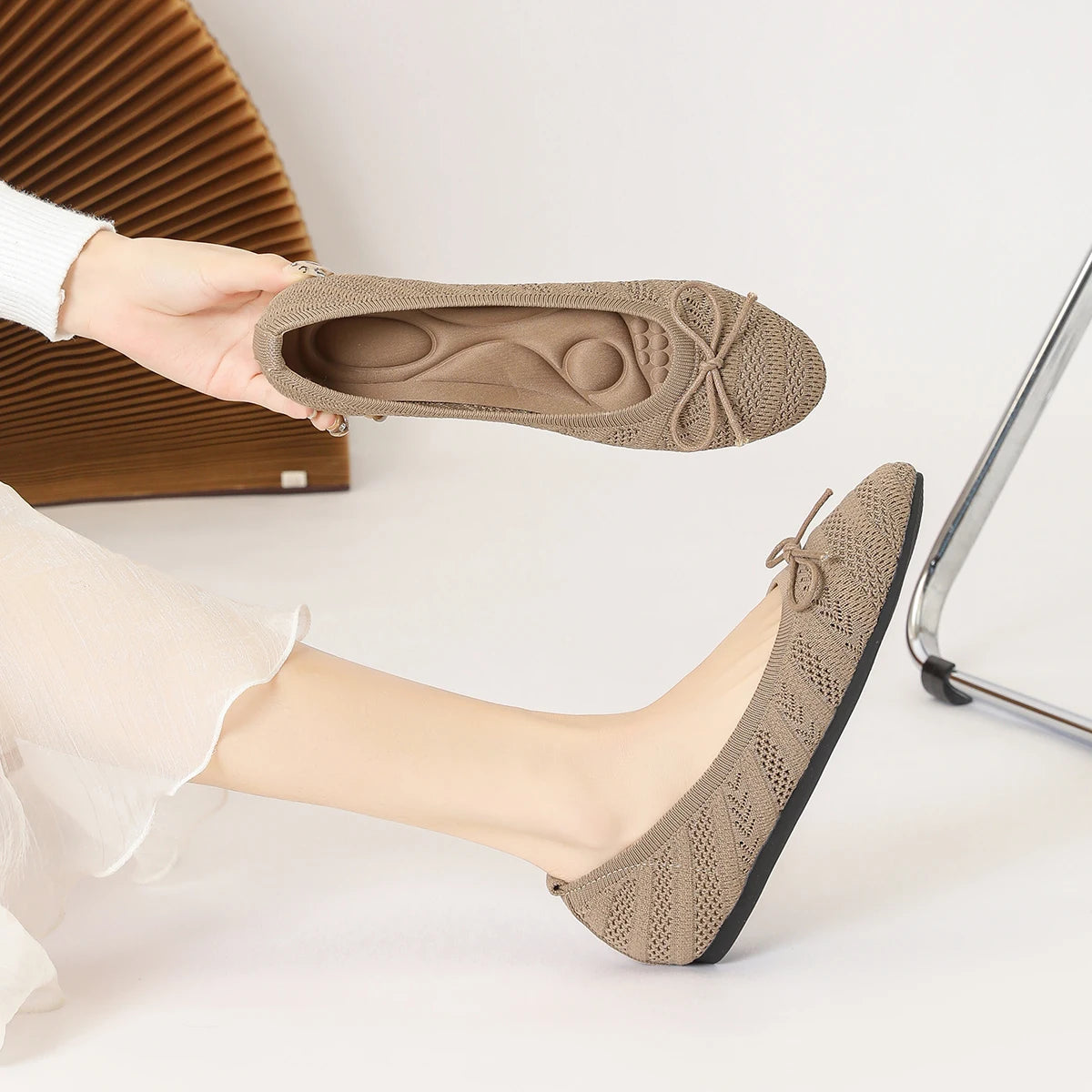 Tasi - Chaussure de style Sabrina, très élégante et confortable.