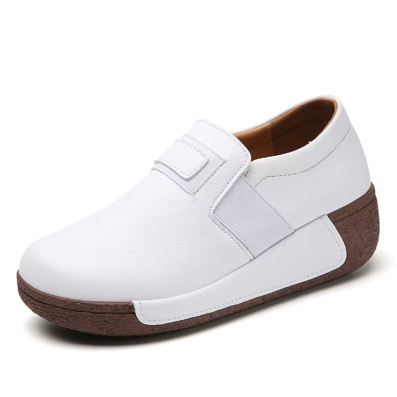 Chaussure en cuir Réf. : TWRS Pointure : 37 Couleur : Noir