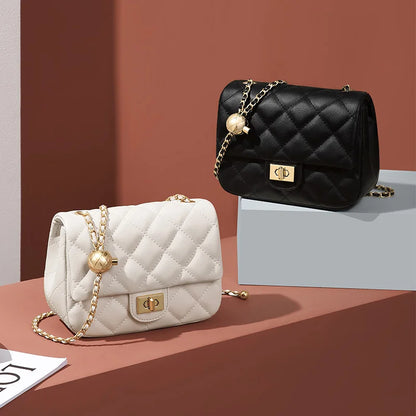 Louvre Mini Chain – Bolsa em Couro Genuíno