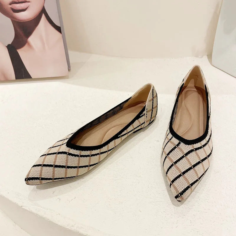 Yaliane - Chaussure de style ballerine très élégante et confortable.