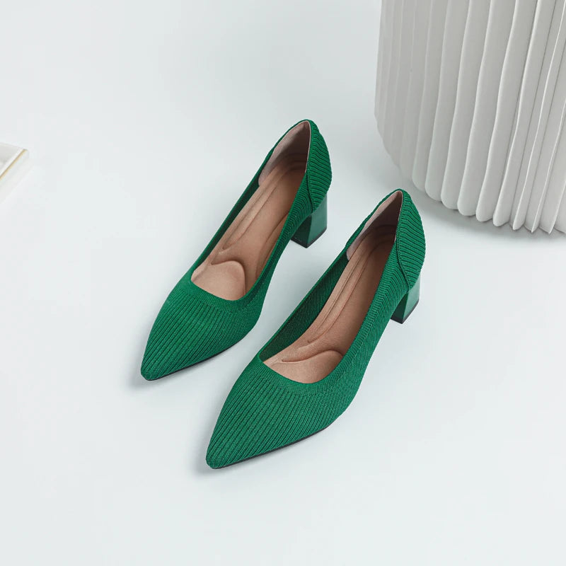 Victoria Pump - Sapato de Salto Médio muito Elegante e Confortável