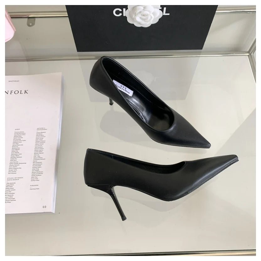 Sapatos de Salto Elegantes com Biqueira Fina – Sofisticação Intemporal