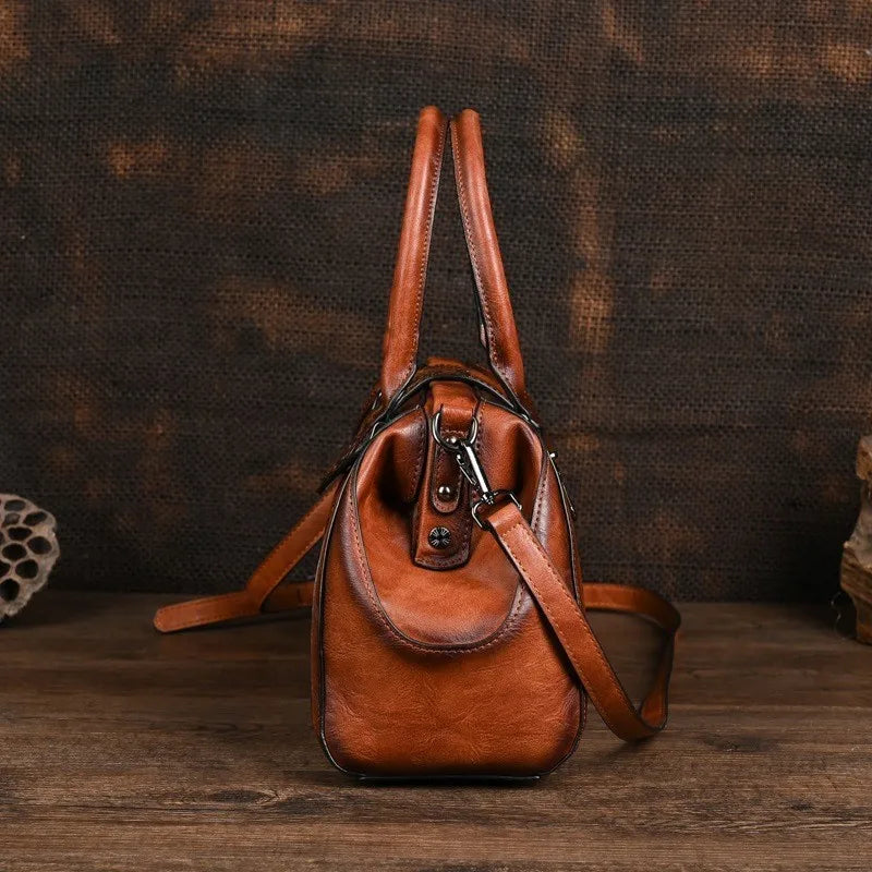 Mala Tote Amélia Vintage – Acabamento Floral de Alta Qualidade