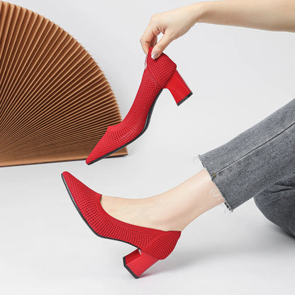 Victoria Pump - Sapato de Salto Médio muito Elegante e Confortável