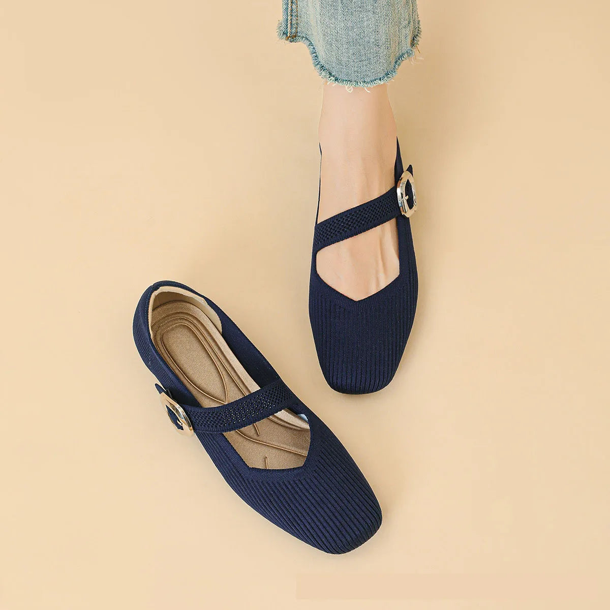 Victoria 2025 - Chaussure de style Mary Jane très élégante et confortable.