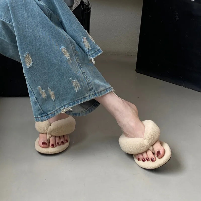Serena Wedge – Chinelos Elegantes