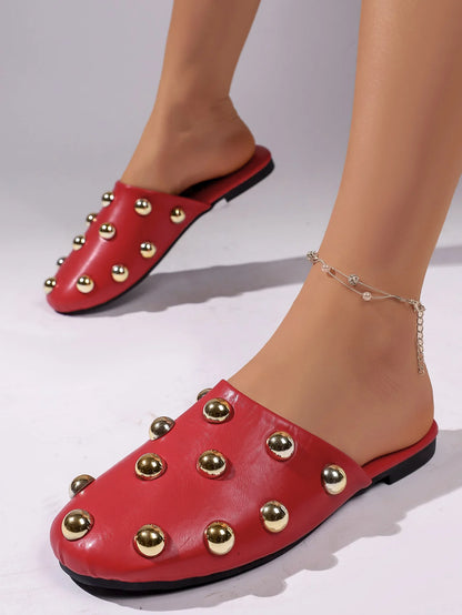 Verona Rivet – Mules Casuais Elegantes