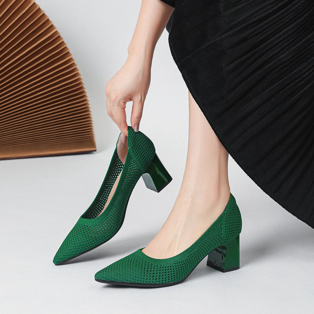 Victoria Pump - Sapato de Salto Médio muito Elegante e Confortável