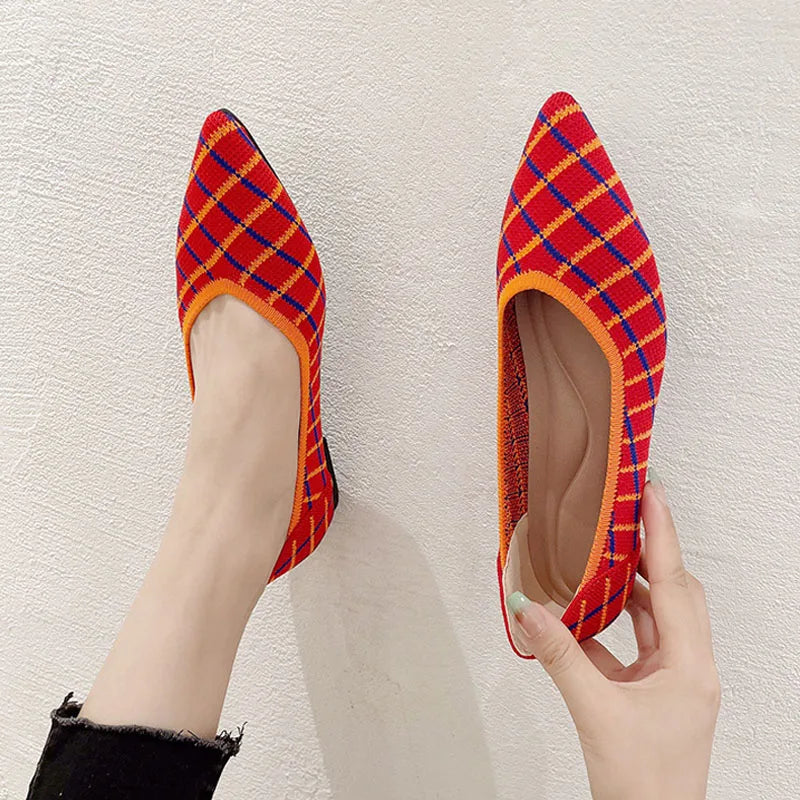 Yaliane - Chaussure de style ballerine très élégante et confortable.