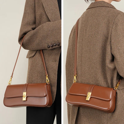Bolsa Baguete "Clássica Lux Couro Genuíno"