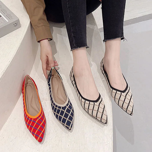 Yaliane - Chaussure de style ballerine très élégante et confortable.