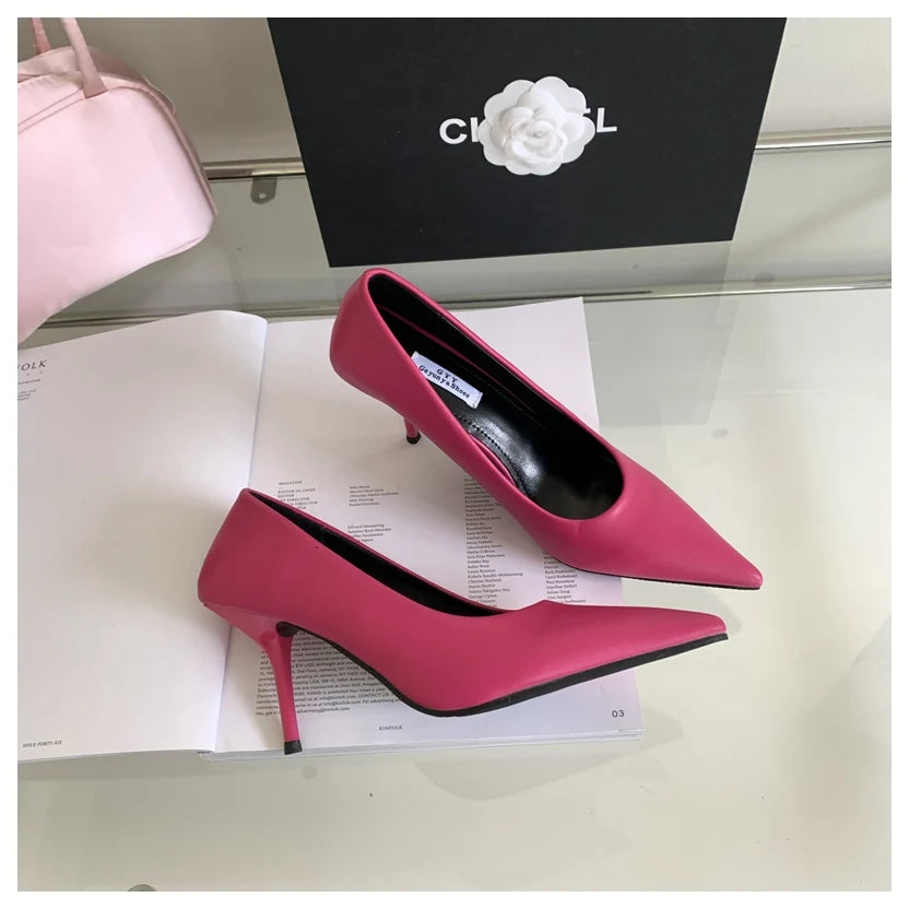 Sapatos de Salto Elegantes com Biqueira Fina – Sofisticação Intemporal