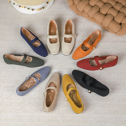 Mollita - Chaussure de style ballerine très élégante et confortable.