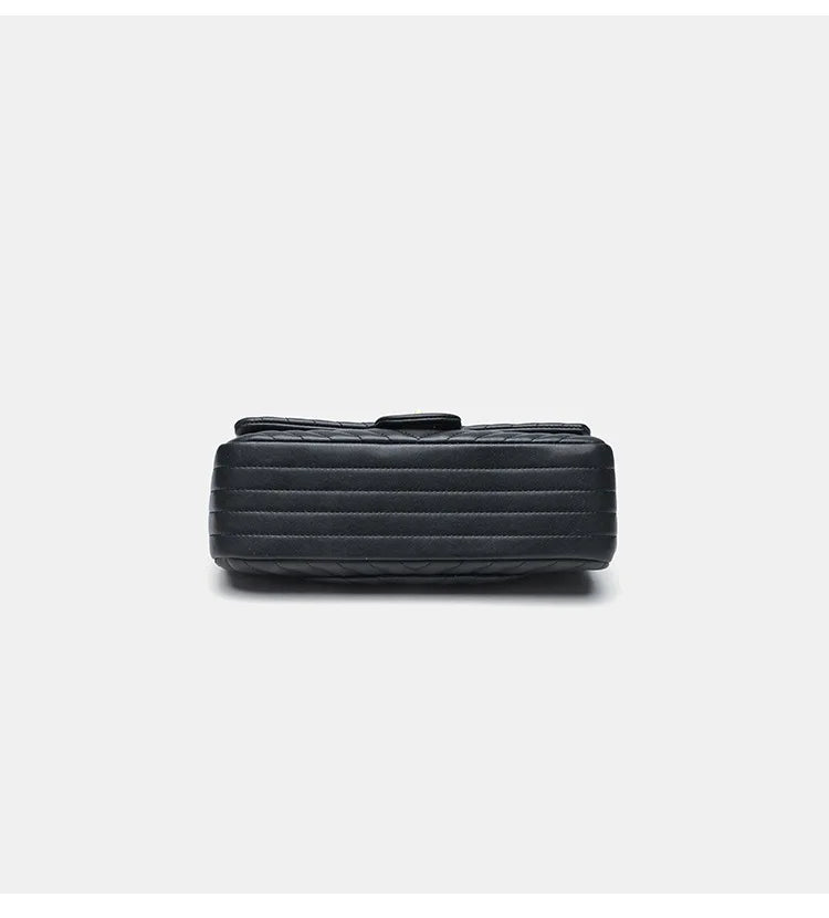 Véronique Chain – Bolsa em Couro Genuíno
