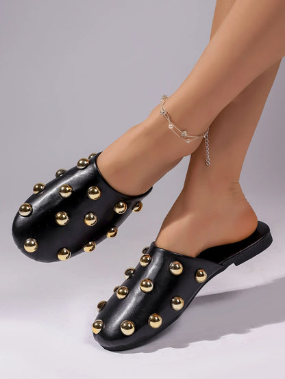 Verona Rivet – Mules Casuais Elegantes
