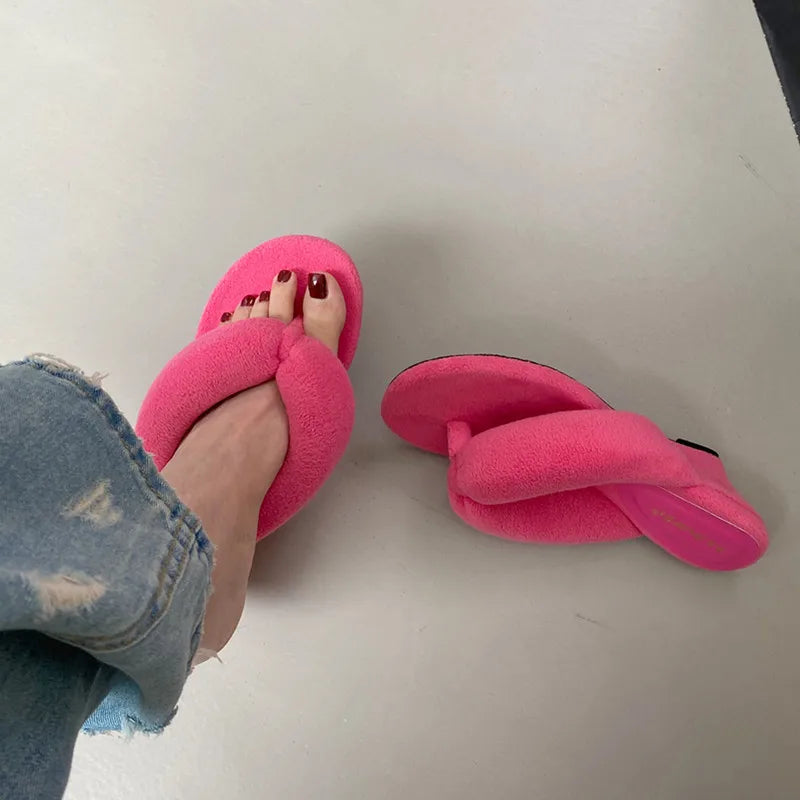 Serena Wedge – Chinelos Elegantes