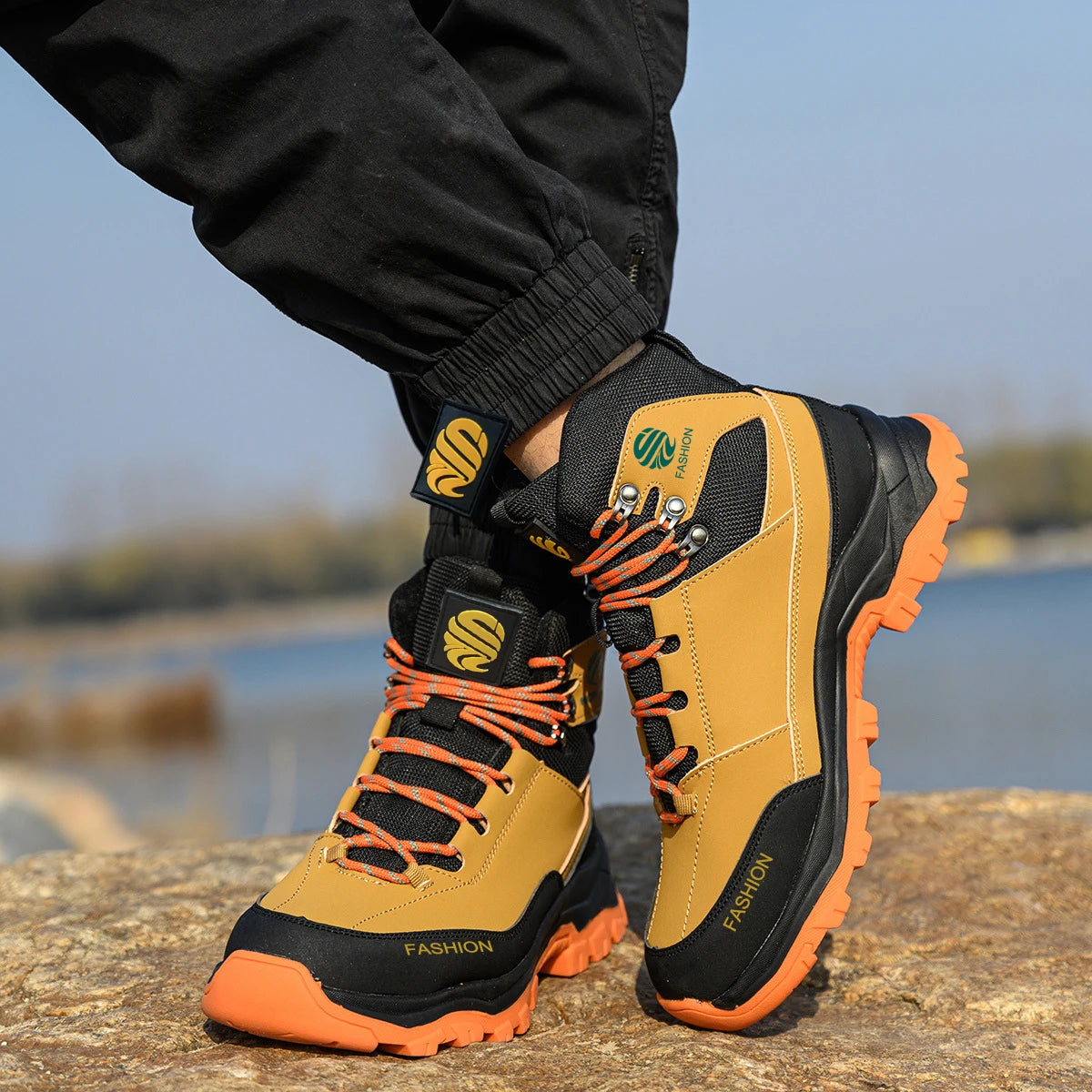 TitanGuard 219 - Bota de Segurança com Kevlar e Biqueira de Aço