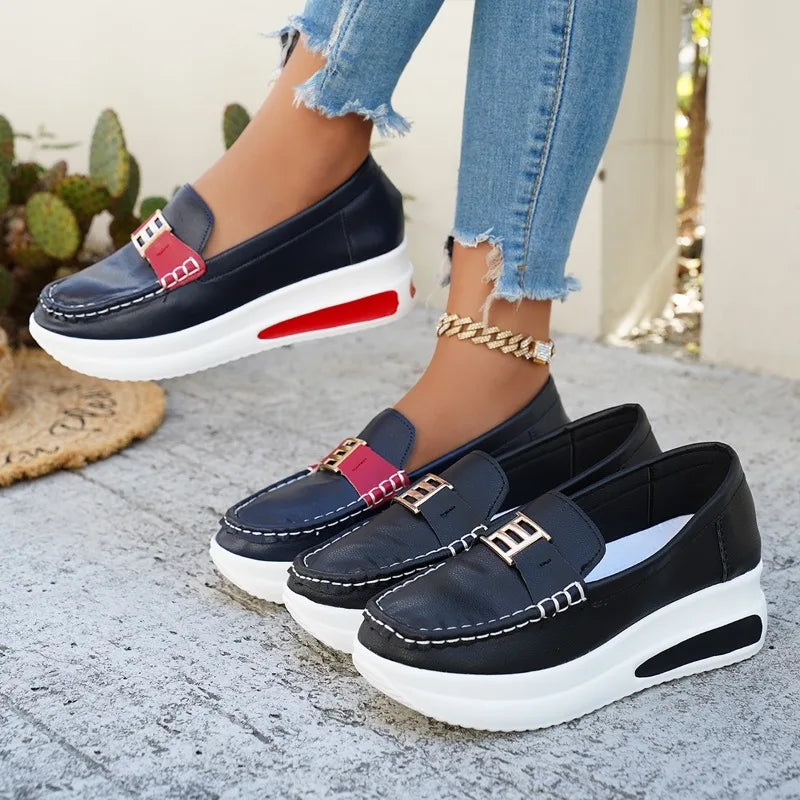 Vittoria – Sapatos de Mulher com Detalhe Metálico