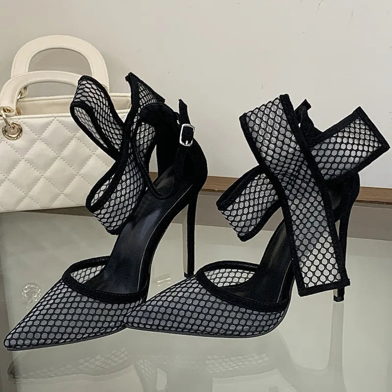 Zirem – Sapatos Elegantes em Rede Floral