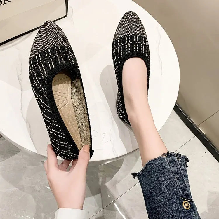 Gabrielle - Chaussure de style ballerine très élégante et confortable.