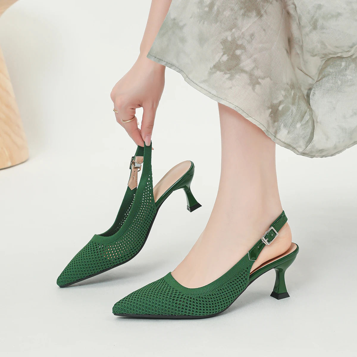 Chaussures à talon moyen Diana Isadora - Très élégantes et confortables