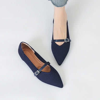 Isadora Mucia - Chaussure de style ballerine très élégante et confortable.