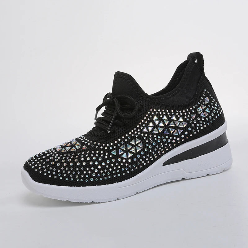 Lumière – Sapatos de Mulher com Cristais e Sola Elevada