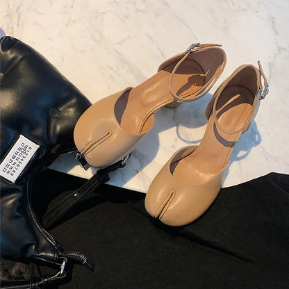 Aurora Elegance - Sapatos Mary Jane em Verniz